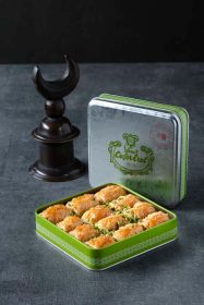 Åžekerci Cafer Erol Pistachio Buttery Baklava - Green Tin Box, 600 g